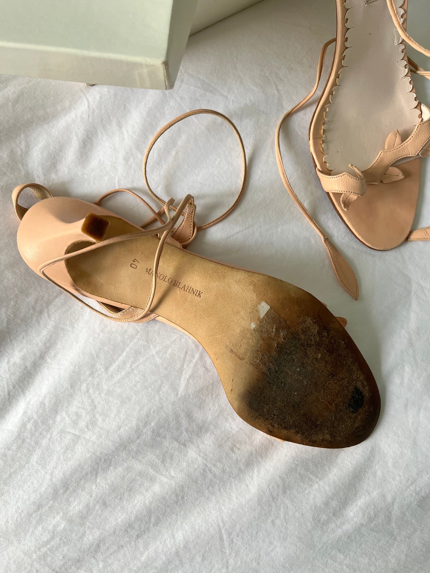MANOLO BLAHNIK HEELS, 40