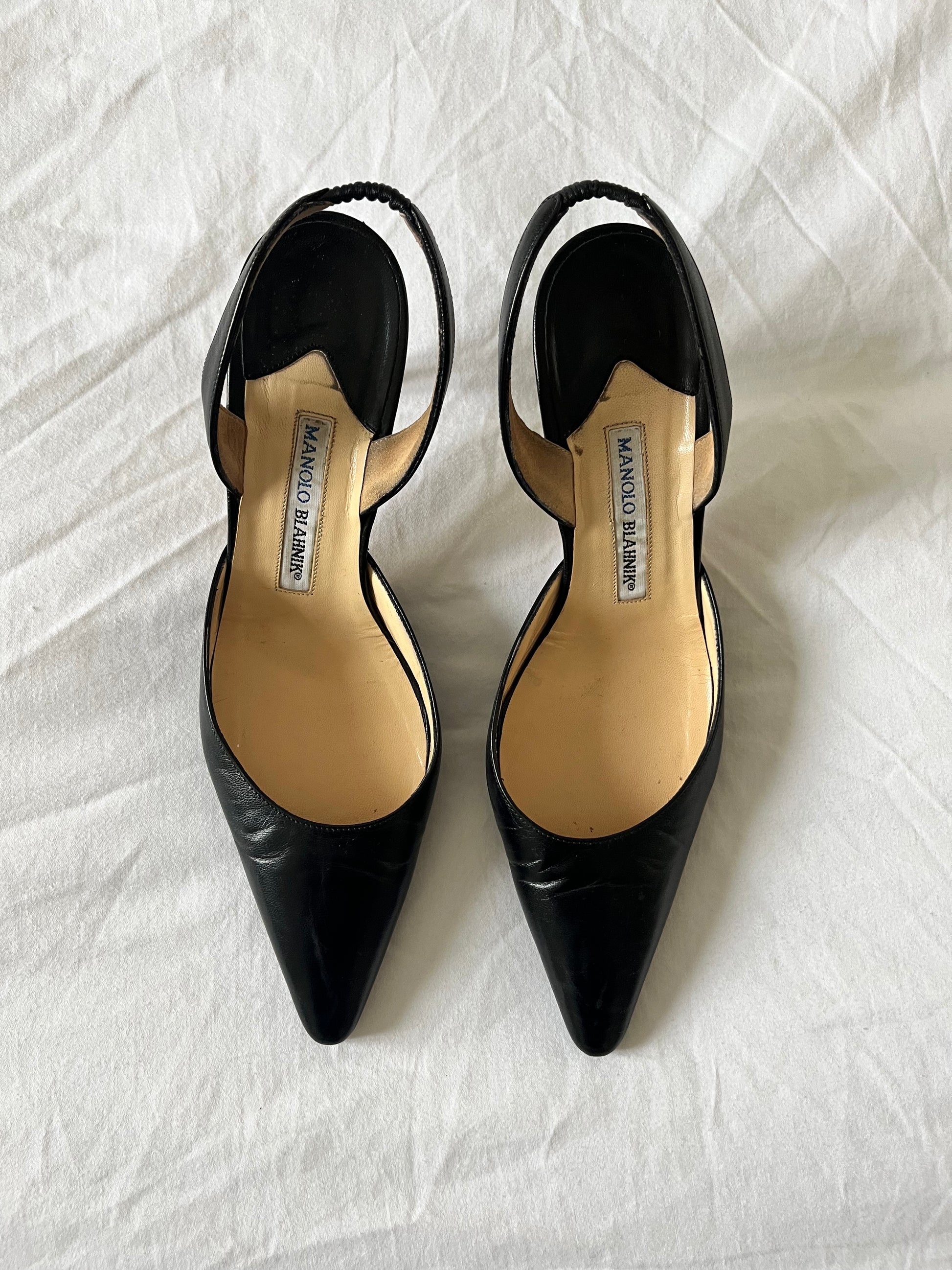 MANOLO BLAHNIK ハイヒール 黒 エナメル サイズ39 1/2 MANOLO BLAHNIK SLINGBACKS, 39 – ABV Paris